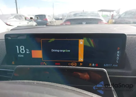 2021 Ford Mustang Mach-E Premium z USA, uszkodzony, nr VIN 3FMTK3R78MMA56291